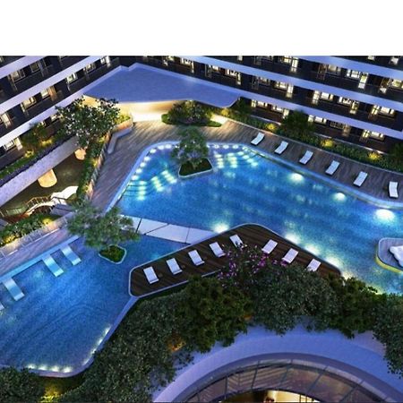 Air Luxury Makati Cbd With Balcony Apartment Manila Exterior photo