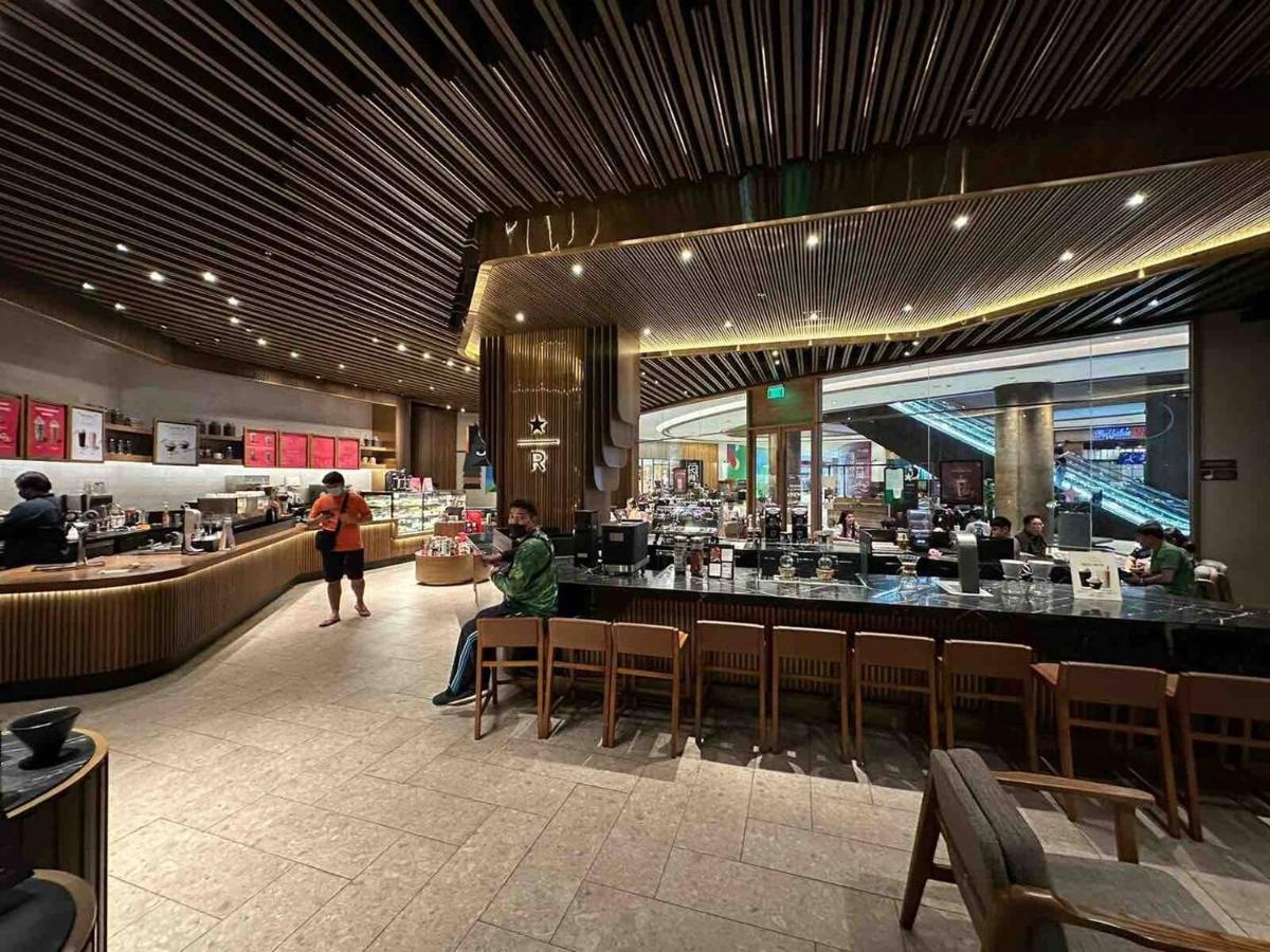 Air Luxury Makati Cbd With Balcony Apartment Manila Exterior photo