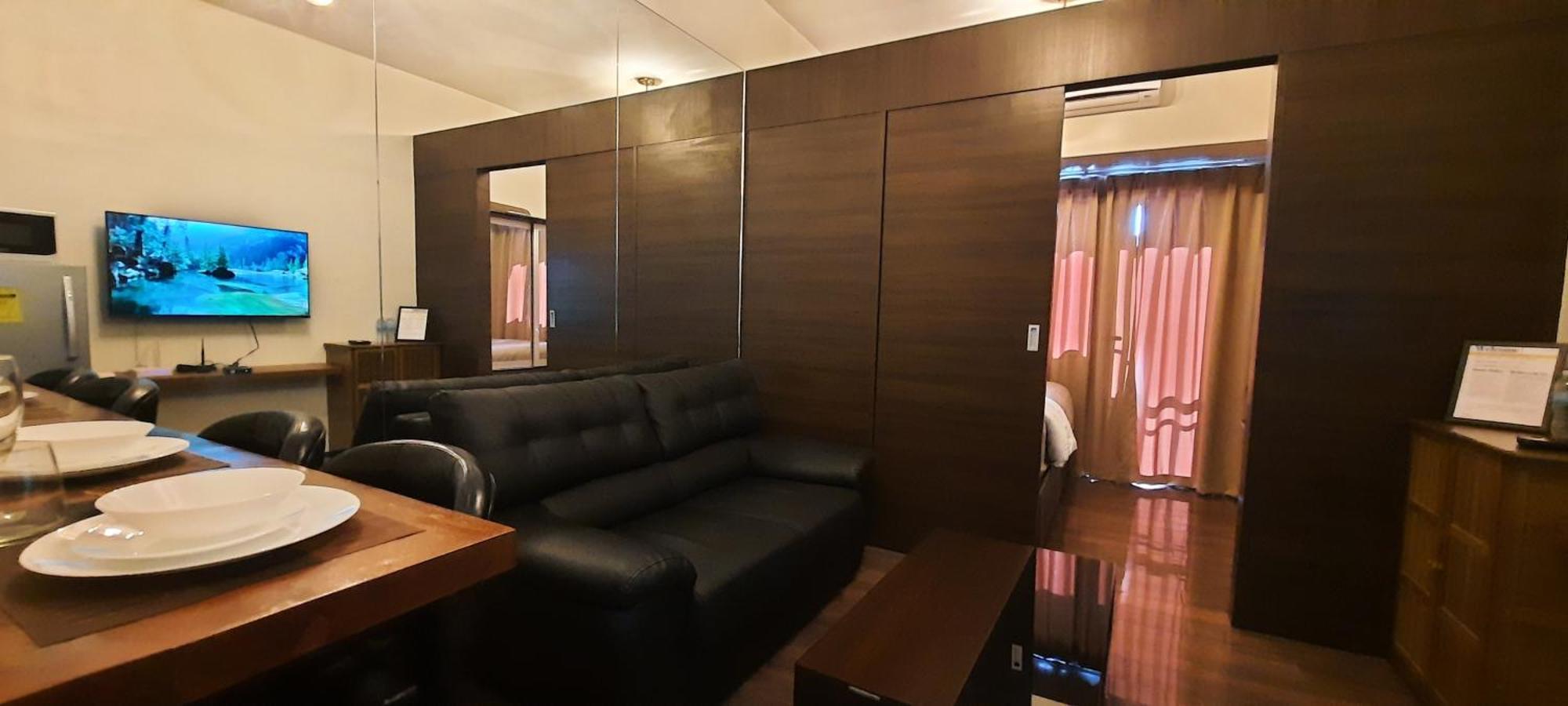 Air Luxury Makati Cbd With Balcony Apartment Manila Exterior photo